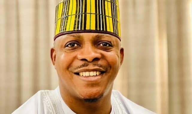 ‘If You Earn Below N300,000, Difference Between You And Almajiri Is Plate’ – ADC Chieftain