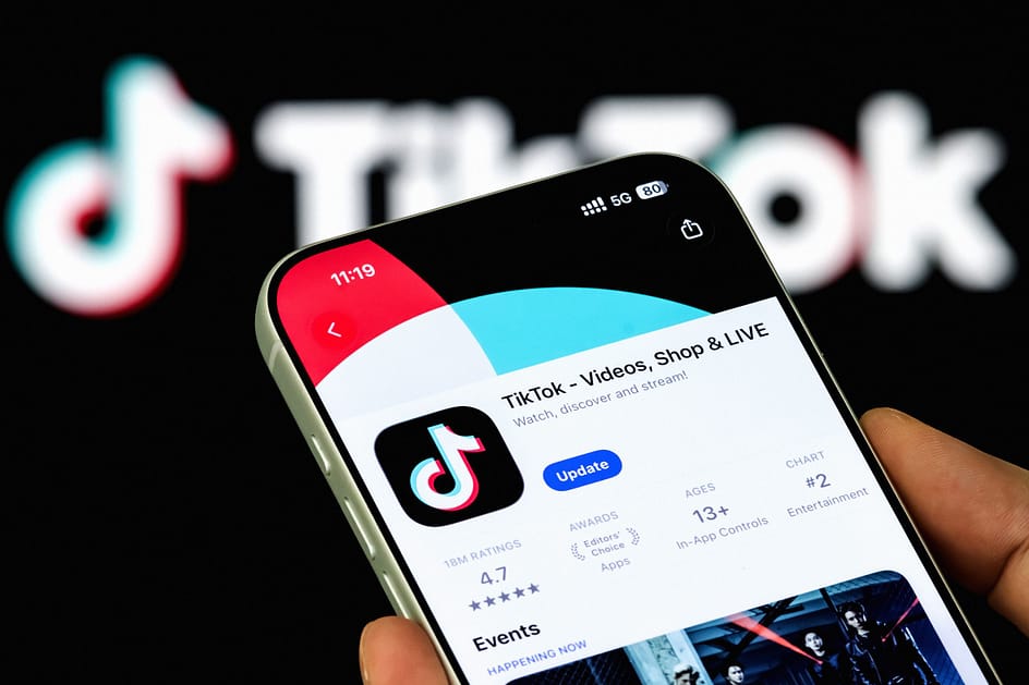 Meta Bans TikTok Ads on Facebook and Instagram in US