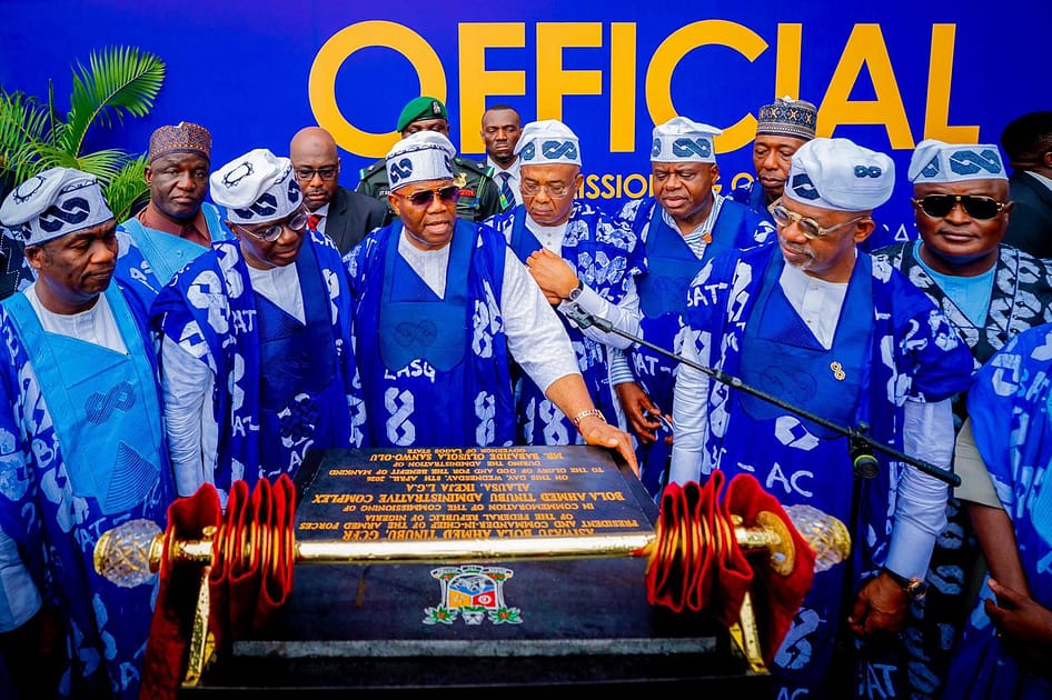 Akpabio at the commissioning of Ojota-Opebi link bridge
